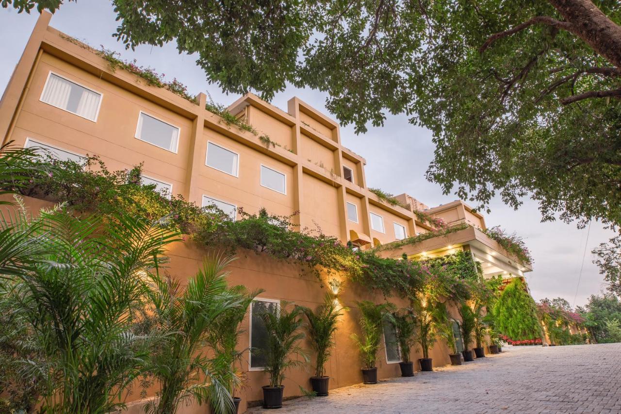 The Lalita Grand Mathura- Vrindavan Eksteriør billede