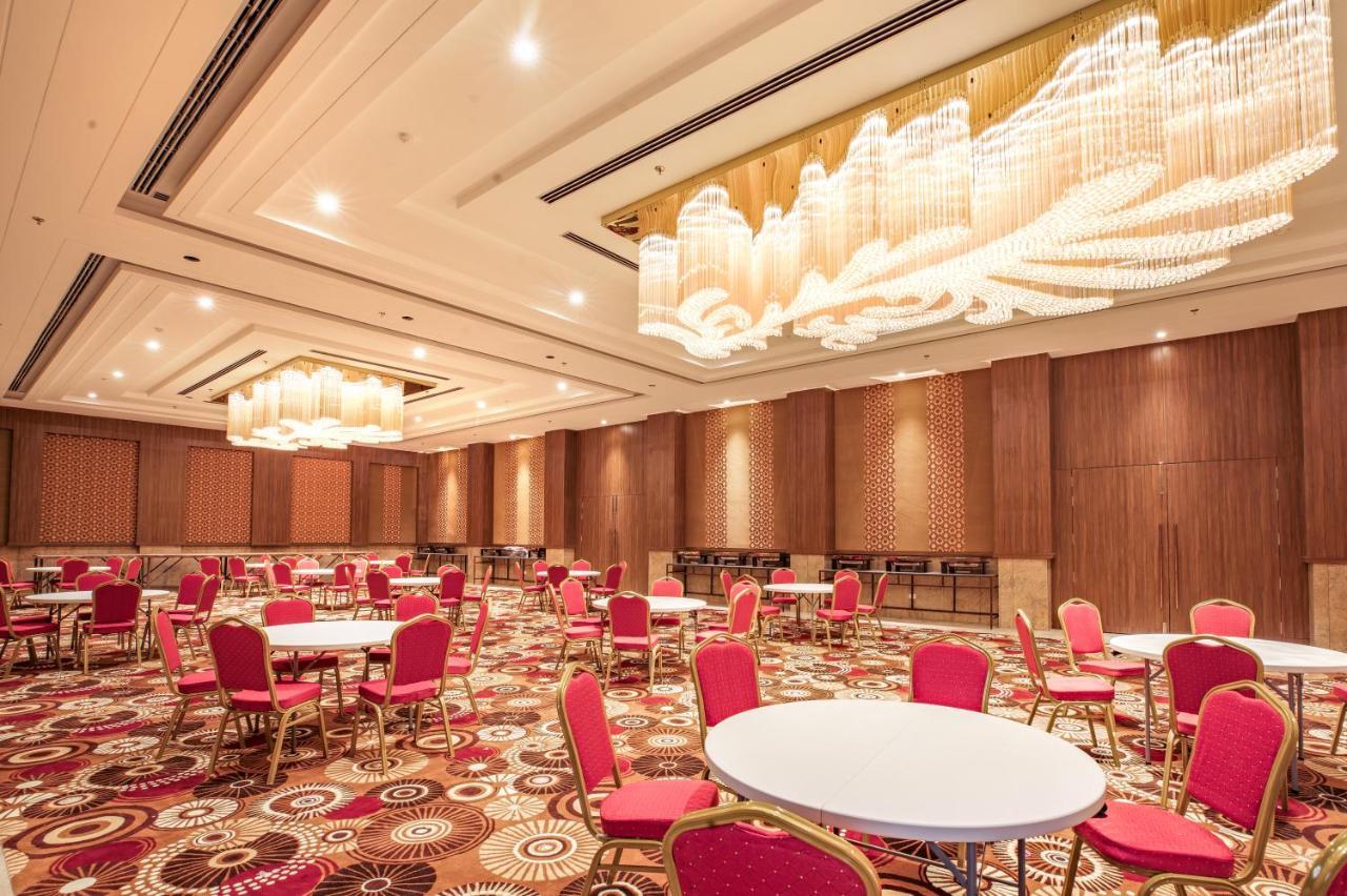 The Lalita Grand Mathura- Vrindavan Eksteriør billede