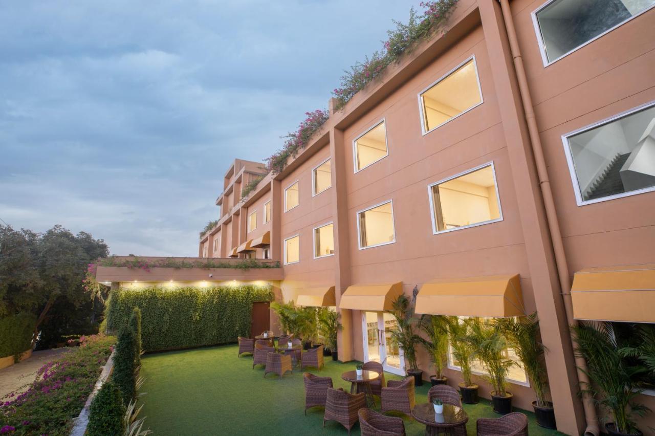 The Lalita Grand Mathura- Vrindavan Eksteriør billede