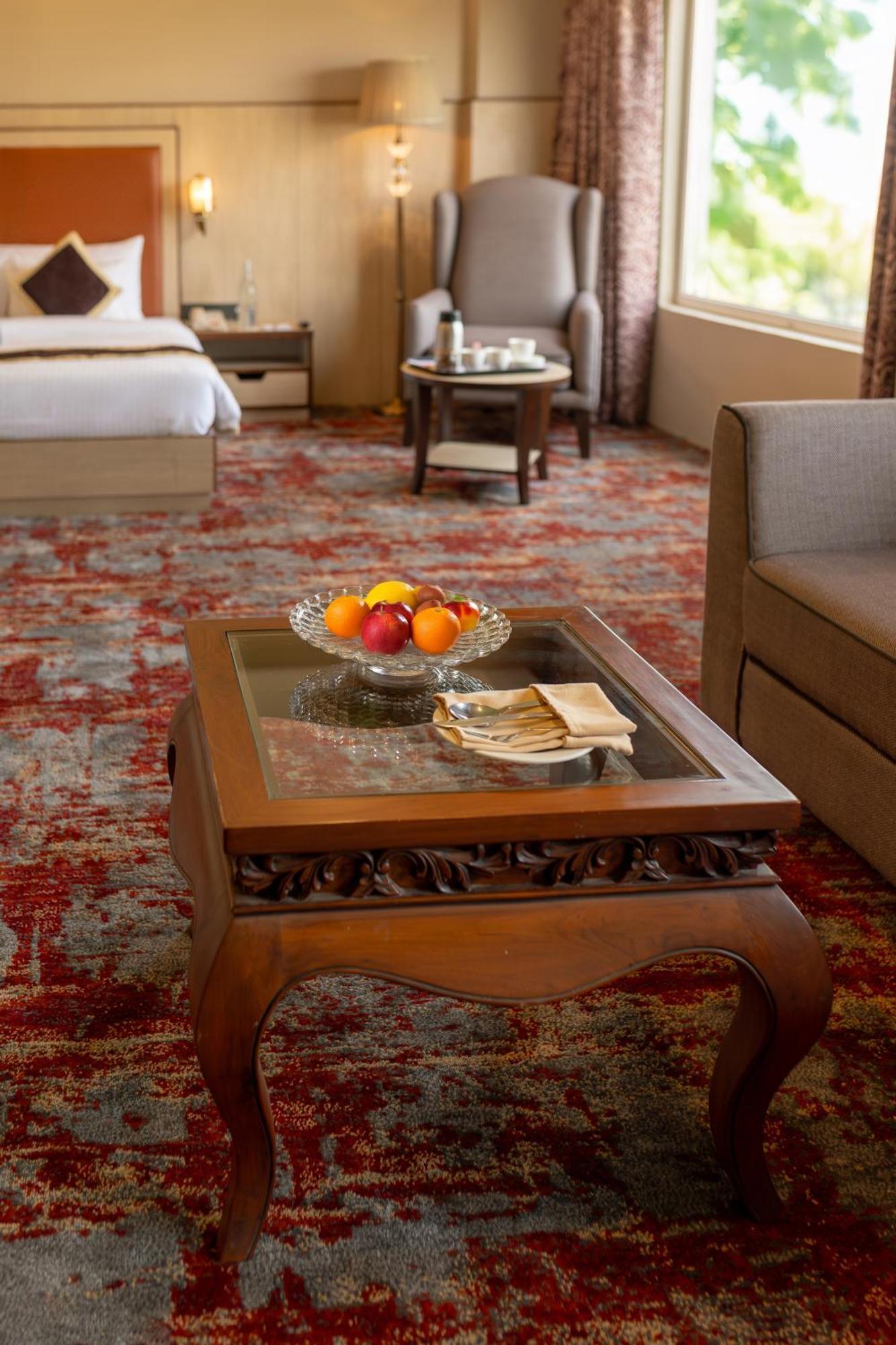 The Lalita Grand Mathura- Vrindavan Eksteriør billede